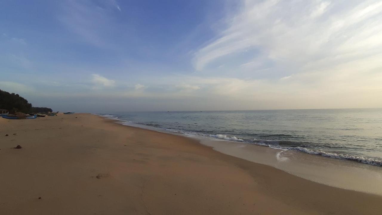 Kunam Beach Rest Inn Баттікалоа Екстер'єр фото