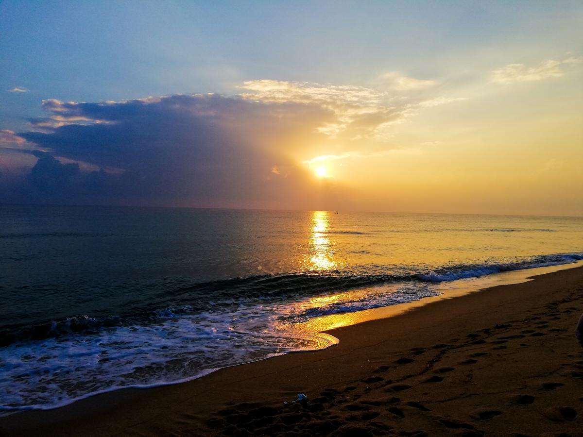 Kunam Beach Rest Inn Баттікалоа Екстер'єр фото