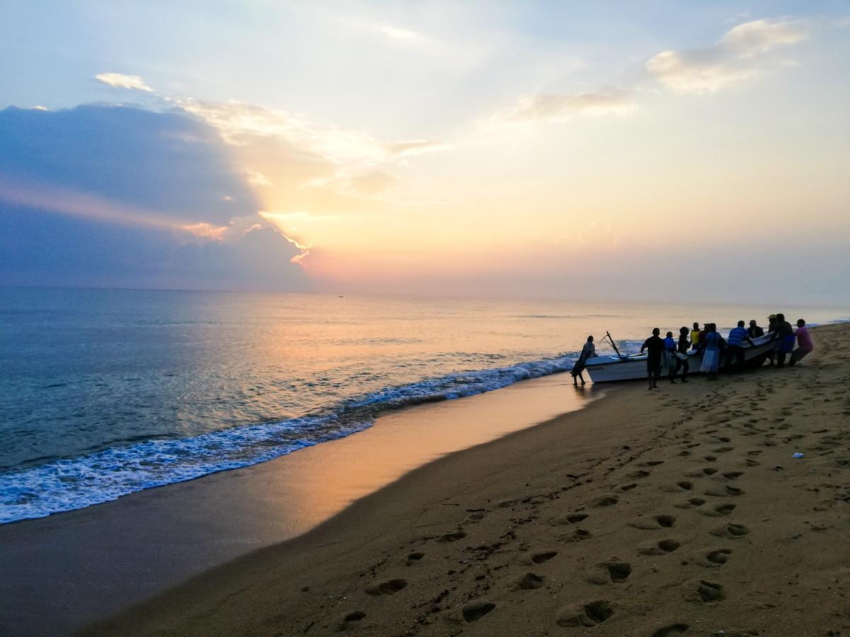 Kunam Beach Rest Inn Баттікалоа Екстер'єр фото